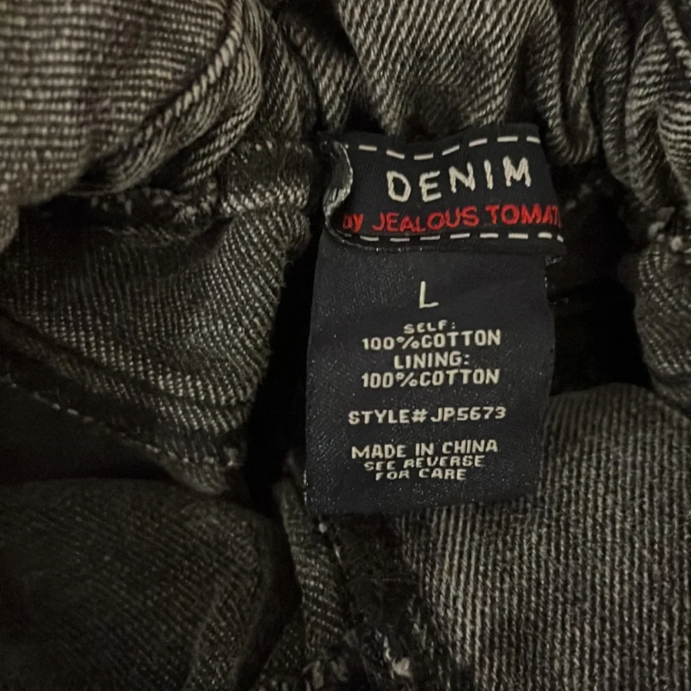 NWOT paperbag shorts - Picture 2 of 3